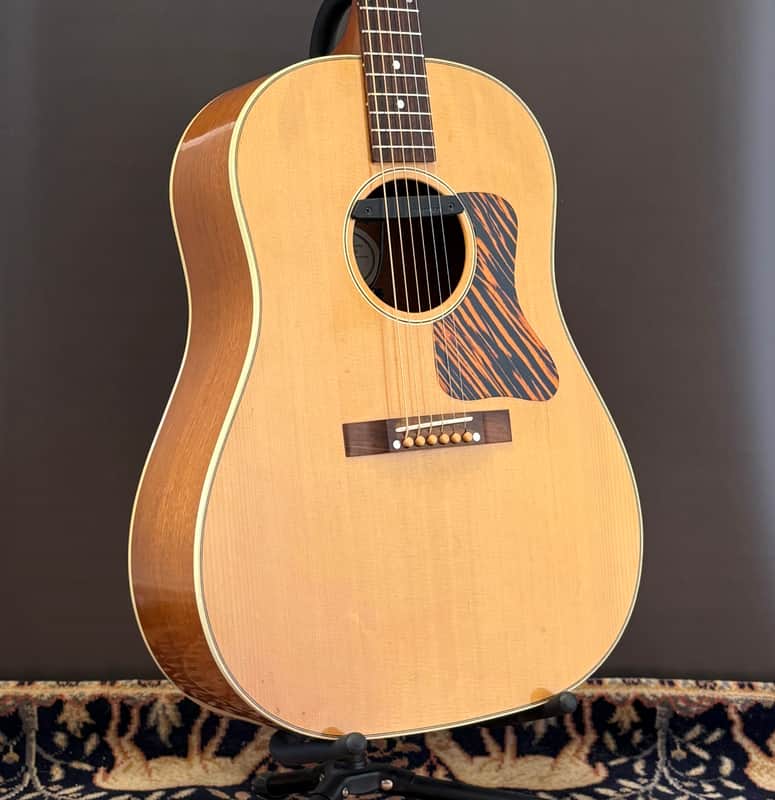 Gibson J-35 Banner 2016 image 1