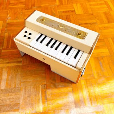 Super Rare Giaccaglia Micro “Fisetta” Chord/Reed Organ (Italy, 1950s) – vintage electric mini organ and harmonium! image 1