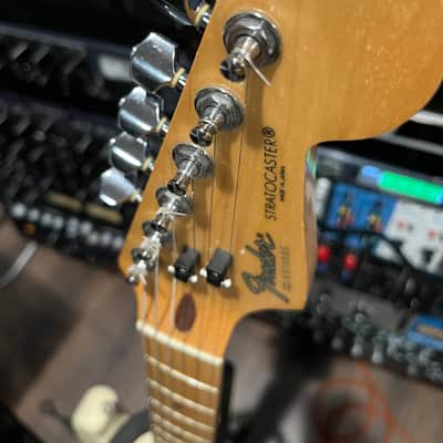 Fender ST-STD Standard Series Stratocaster MIJ image 5