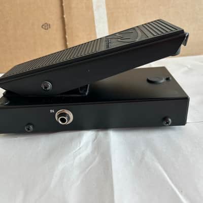 George Dennis Stereo Volume pedal Optical Control 90s  Czech made in Excellent Condition image 7