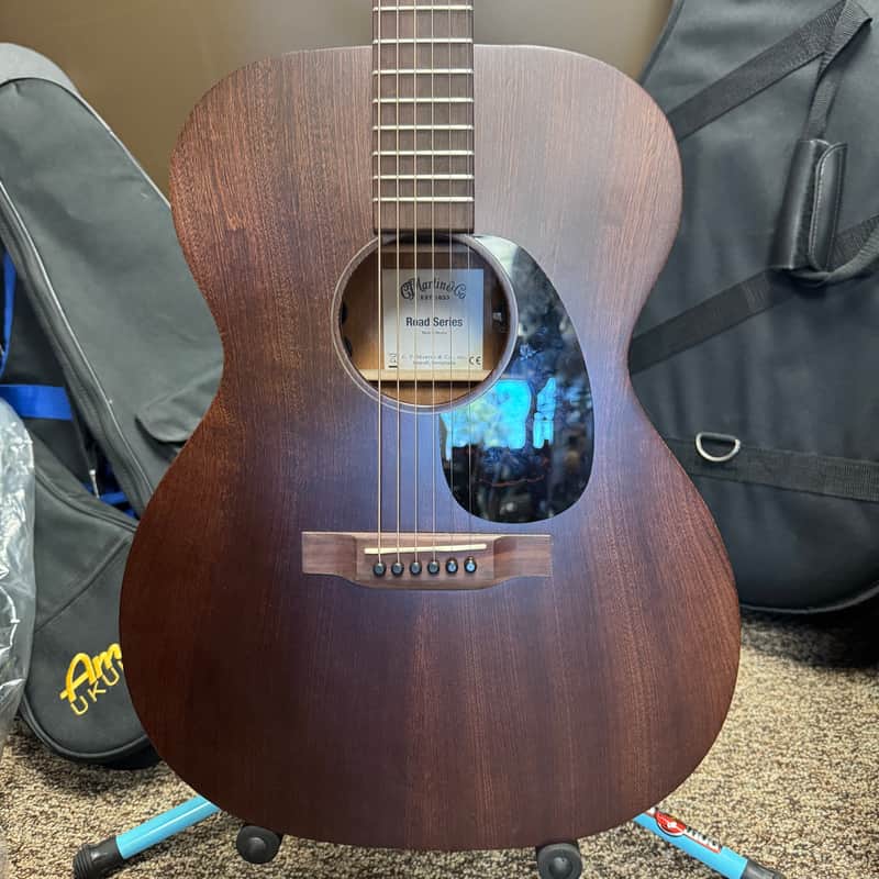 Martin Road Series 000-10E