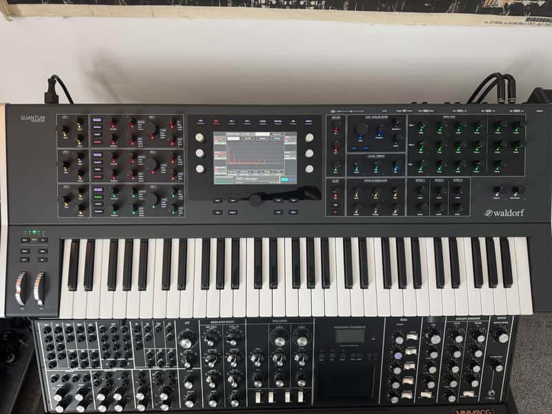 Waldorf Quantum 61-Key Hybrid Synthesizer 2017 - Present - Black imagen 1
