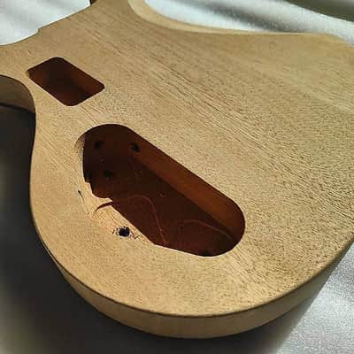 Tiger Maple Top Mahogany Wood Double Cutaway Guitar Body image 4