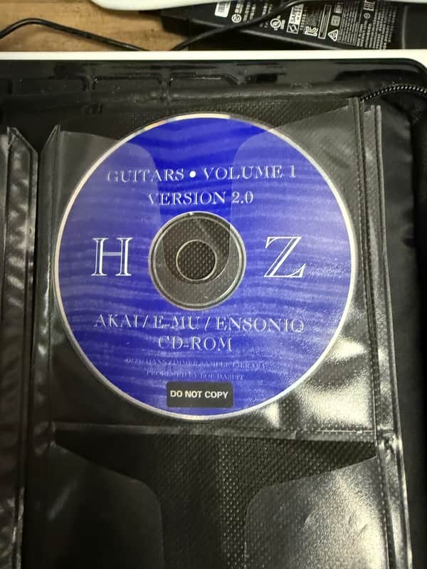 Ilio Hans Zimmer Guitars Volume 1 Mid 2000 - Blue image 1
