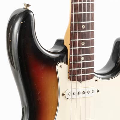 USED 1971 Fender Stratocaster with Rosewood Fretboard - Sunburst image 8
