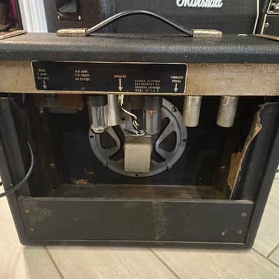 RARE Pre CBS Production #1 Fender Vibro Champ 6-Watt 1x8" Guitar Combo 1964 - Black Panel image 2