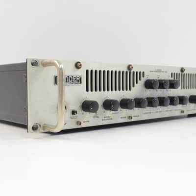 Fender 800 PRO Bass Amplifier Head image 4