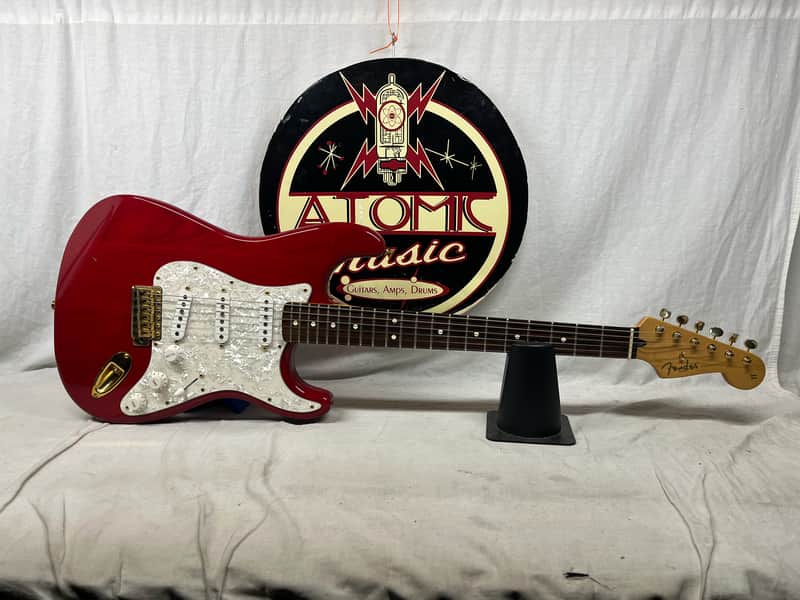 Fender Deluxe Series Stratocaster Guitar MIM Mexico 2000 - 2001