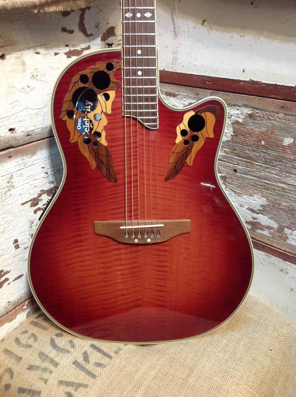 Ovation CC257 Celebrity Deluxe Acoustic-Electric Guitar w/OHSC