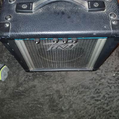 Peavey Solo 1x8" 15w Portable Battery-Powered Amp/PA System 2010s - Black/Silver image 3