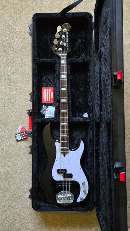 Lakland Skyline 44-64 Custom PJ