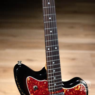 Fano JM6 Alt de Facto LollarTron Humbucker Guitar w/ Gigbag – 3-Tone Sunburst image 4