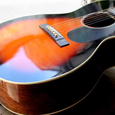 MARTIN "CEO-7 Custom & Special Editions, 00-14 Fret Slope Shoulder" HARDCASE image 9