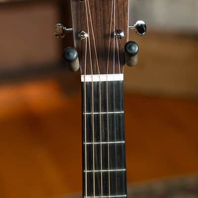 Martin OOO-18 Spruce/Mahogany OOO Acoustic Guitar #8901 image 4