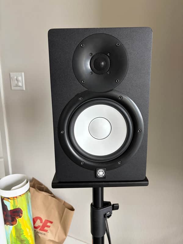 Yamaha HS7 6.5" Powered Studio Monitor (Pair) 2015 - Present - Black image 1