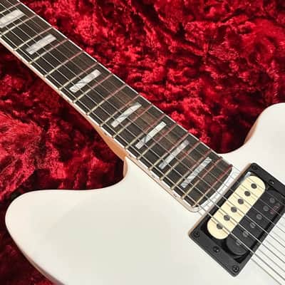 Fender Jim Root Jazzmaster V4 Electric Guitar w/ Case - White image 15