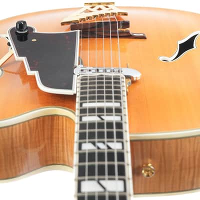 Knight New Yorker Archtop Natural 2000 image 13