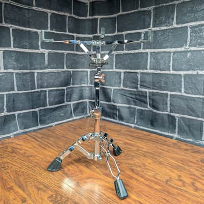 Double‑Braced Snare Drum Stand • Chrome • Stable • Like‑New • 17"–22" Basket Height image 2