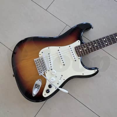 Fender G-5 VG Stratocaster 2012-2015 - Sunburst image 2