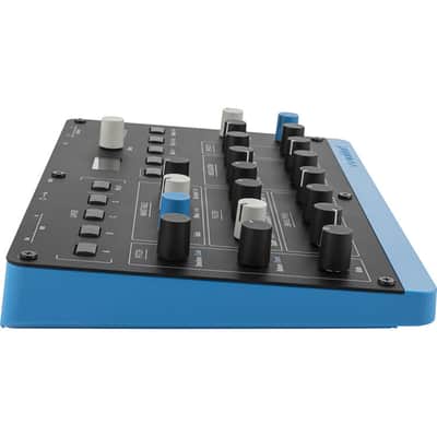 Waldorf Protein - 8 Voice Wavetable Synth with ASIC Microwave Oscillators, 4 Layers, Arpeggiator, Step Seencers, MPE, 2 Effect Slots, USB-MIDI, Compact and Lightweight image 6