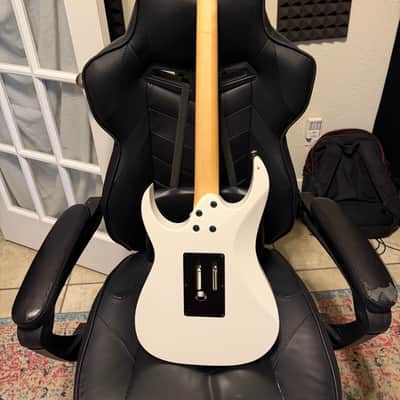 Ibanez RG350DX 2006 - White with Seymour Duncan JB's image 1
