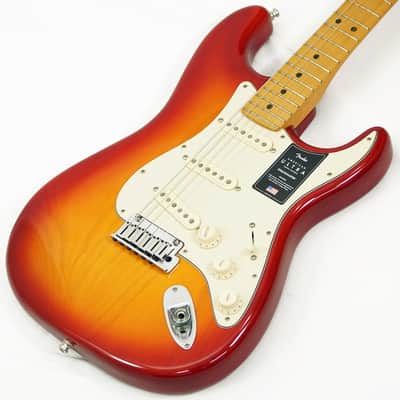 Fender American Ultra Stratocaster (Plasma Red Burst/Maple) [USED] 2019 - Plasma Red Burst image 3