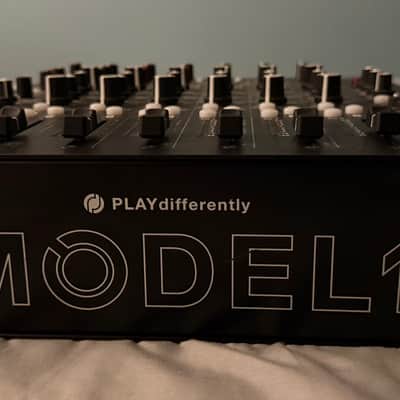 PLAYDifferently Model 1 6-Channel Analog Mixer image 8
