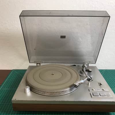 Vintage 1977 Yamaha YP-D6 turntable image 1