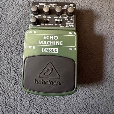 Behringer EM600 Echo Machine Pedal | Reverb