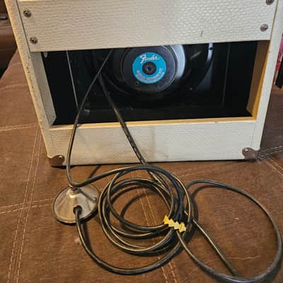 Fender Champ 12-Watt 1x12" Guitar Combo 1991 image 2