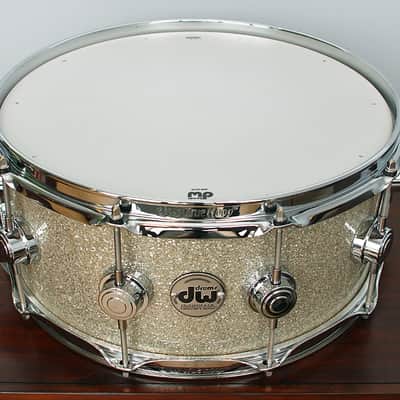 DW Collectors 6+6 Maple 6" x 14" Snare Drum Broken Glass FinishPly image 4
