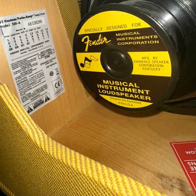 Fender '57 Custom Twin-Amp 2-Channel 40-Watt 2x12" Guitar Combo 2016 - Present - Lacquered Tweed image 4