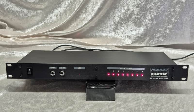 Voodoo Lab GCX Audio Switcher 2000s - Black image 1