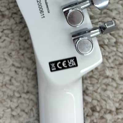 Fender Jim Adkins JA-90 Telecaster Thinline Electric Guitar, White Finish image 6