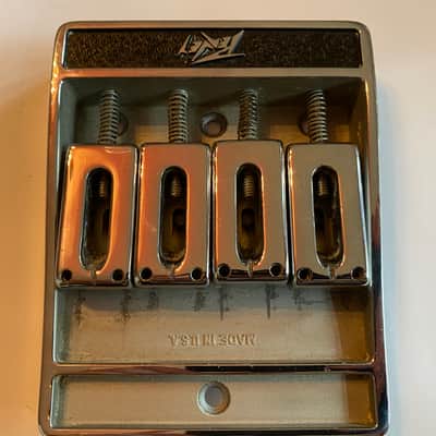 Peavey T-40/T-45 1981 bass guitar bridge image 1