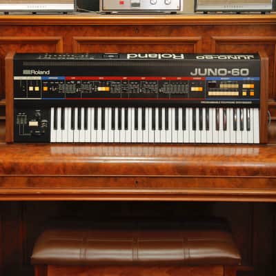 Roland Juno-60 61-Key Programmable Polyphonic Analogue Synthesizer 1983 Pre-Owned