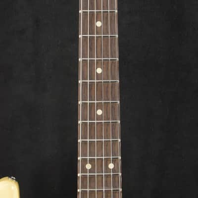 Fender Yngwie Malmsteen Stratocaster Vintage White Scalloped Rosewood Fingerboard image 4
