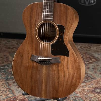 Taylor Academy 22e Grand Concert Acoustic/Electric Guitar with Gig Bag image 3