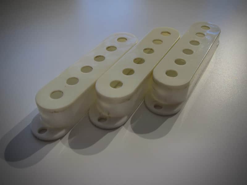 Fender Stratocaster Pickup Covers (3) Authentic Vintage Part Circa 1970-1976 Creme Plastic image 1
