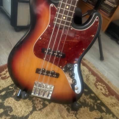 Fender Highway One Jazz Bass 2003 - 2011 - 3-Color Sunburst image 1