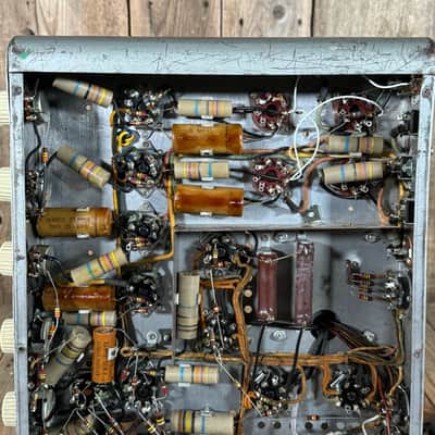 Newcomb H-50 PA head guitar amp 1950's - Silver image 23