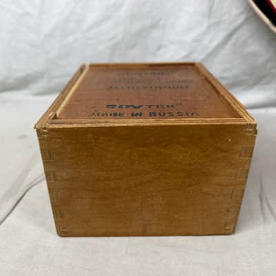 Electro-Harmonix x Sovtek " Green Russian " Big Muff π Pi version 7C 3rd Edition Distortion Fuzz Pedal with Original Wood Box - BM-1-01.00.001 ~2000 - Bubble Font / 6-Screw Chassis image 4