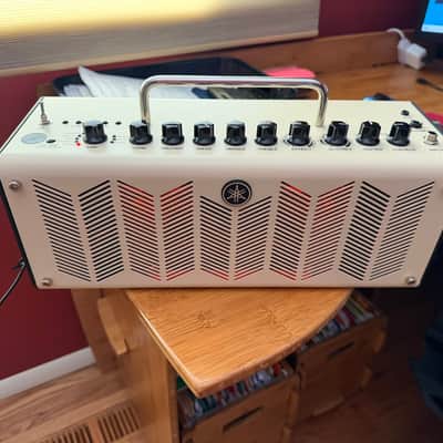 Yamaha THR10 10-Watt 2x3" Stereo Digital Modeling Guitar Combo 2011 - 2018 - Tan image 7