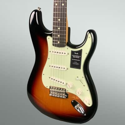 Fender Vintera II ‘60s Stratocaster 2023 - 3-Color Sunburst image 2