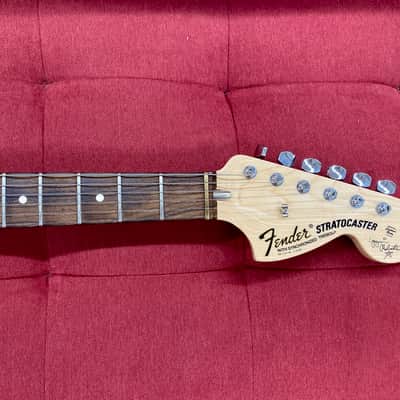 Fender Yngwie Malmsteen Stratocaster with Scalloped Rosewood Fingerboard 2017 - Vintage White image 16