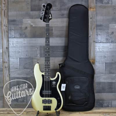 Fender Limited Edition Player Fusion Precision Bass  HH - Halo Metallic with Deluxe Gig Bag image 12