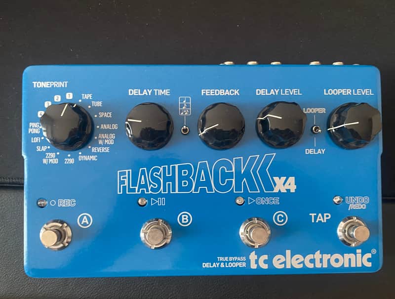 TC Electronic Flashback X4 Delay & Looper 2011 - 2019 - Blue image 1