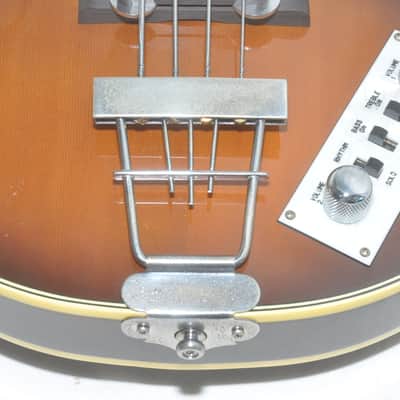 GRECO Violin Bass Electric Guitar Ref. No 7589 image 4