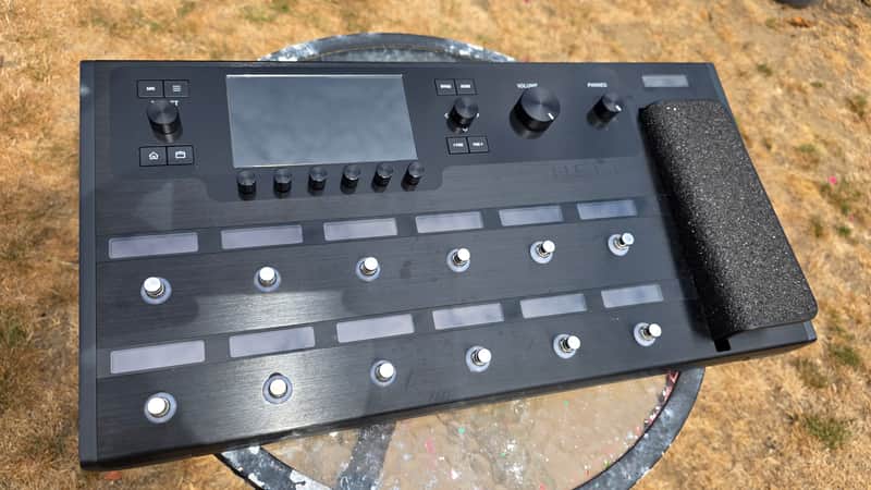Line 6 Helix Floor 2015 - With Backpack image 1