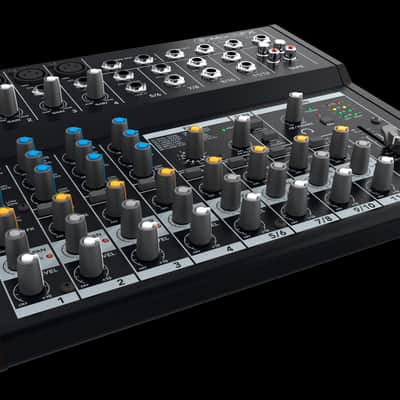 Mackie "Mix12FX" 12-CHANNEL COMPACT MIXER WITH EFFECTS image 4